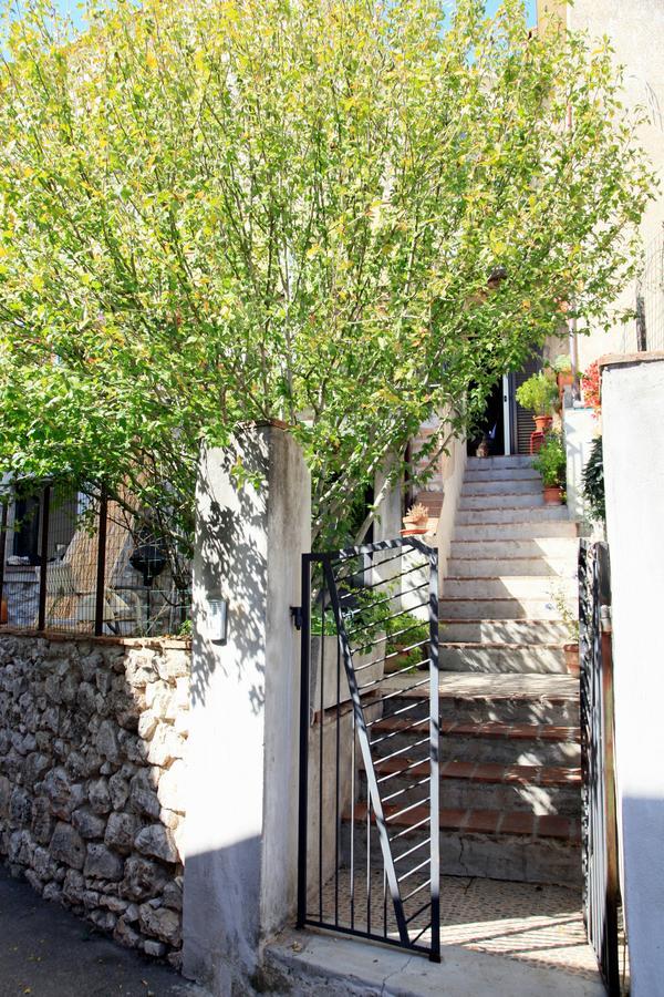 B&B Porchiano Del Monte Amelia Exteriör bild